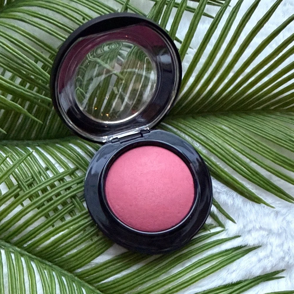 NIB MAC Cosmetics Mineralize Blush in Happy-Go-Rosie
